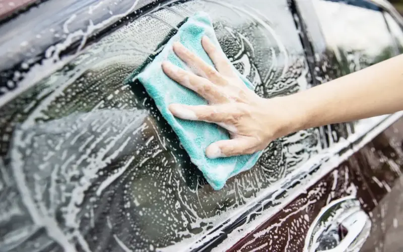 بعد 100 عام من الخدمة.. ختام حقبة غسيل السيارات يدوياً في السعودية – أخبار السعودية